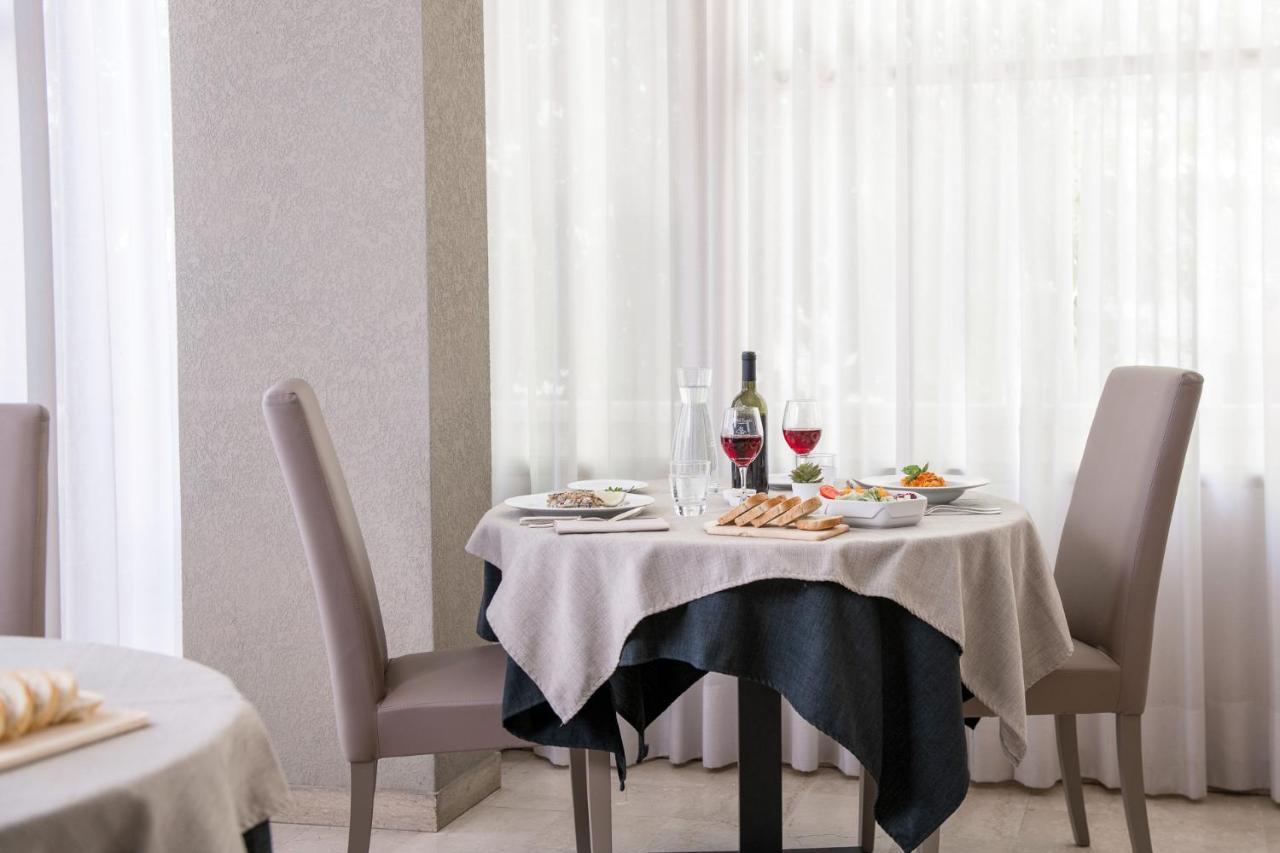 Hotel Eliseo Riccione Exterior foto